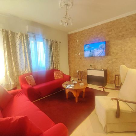 Precious Apartment Corinth ภายนอก รูปภาพ