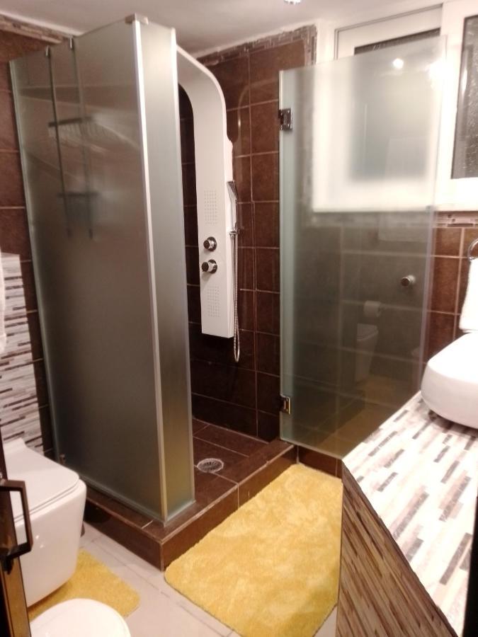 Precious Apartment Corinth ภายนอก รูปภาพ