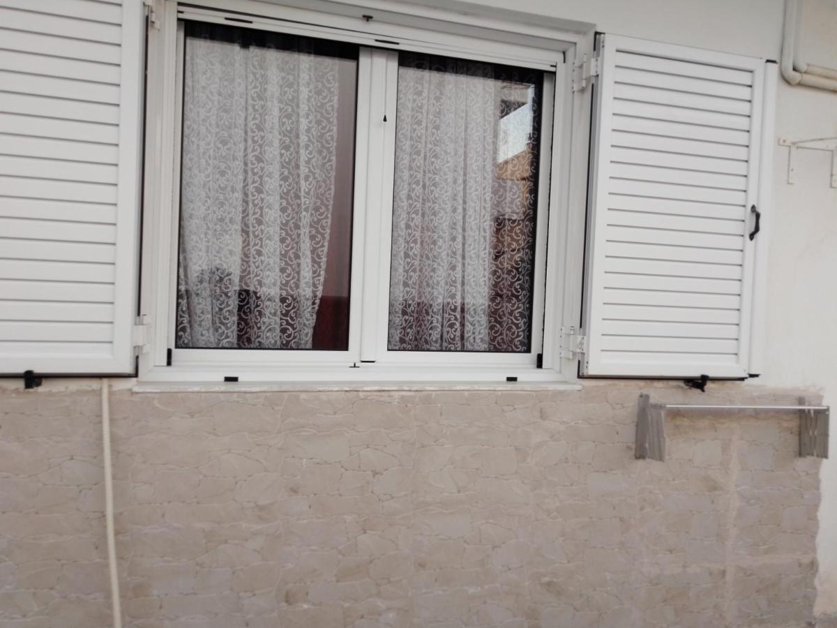 Precious Apartment Corinth ภายนอก รูปภาพ