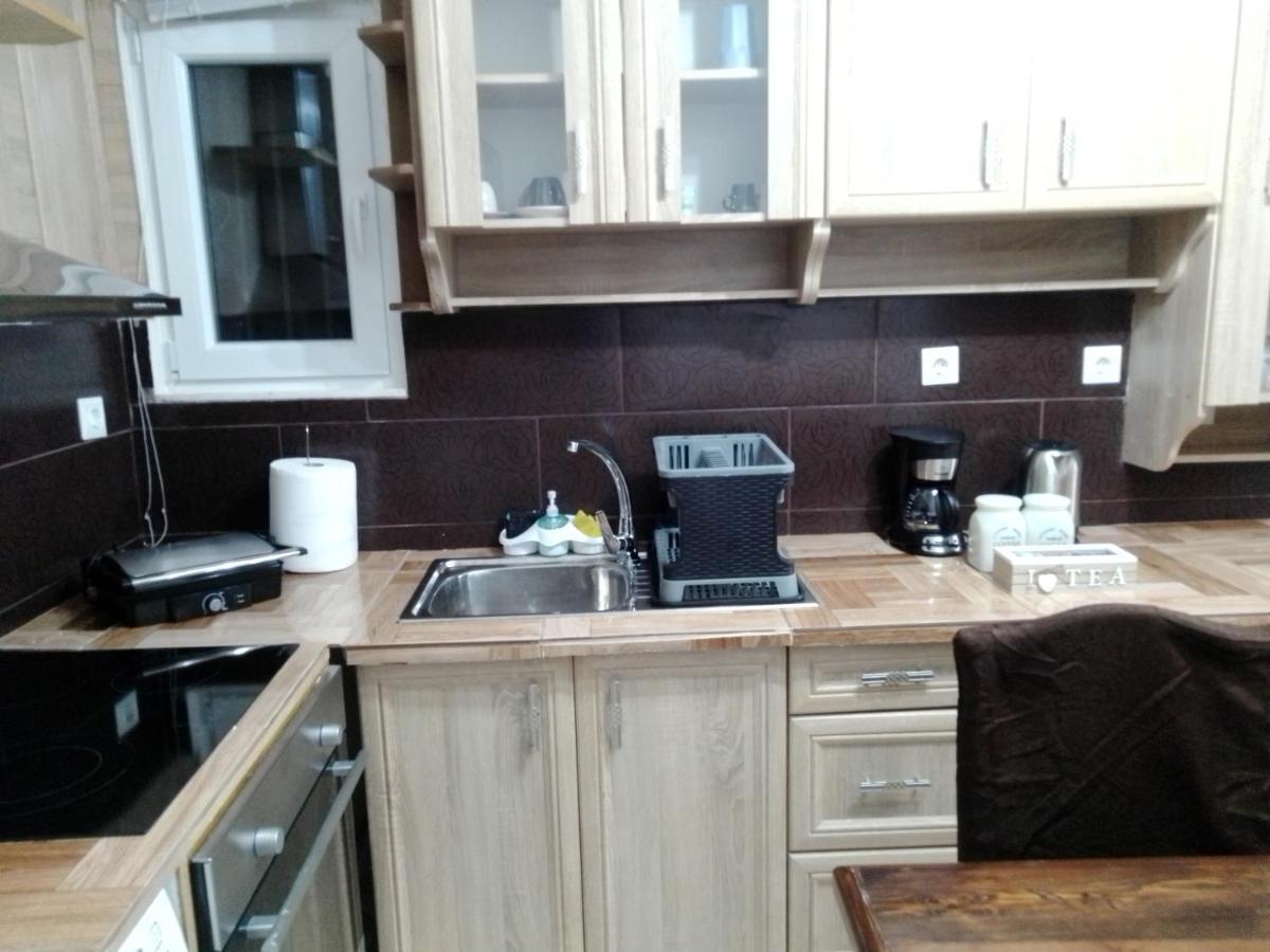 Precious Apartment Corinth ภายนอก รูปภาพ